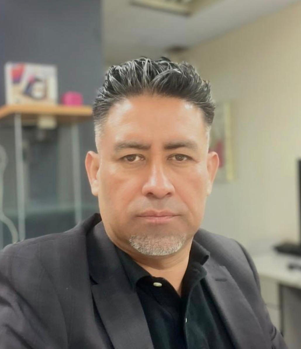 David Rivera, instructor at the Grow360AI Business & Technology Training Center in North York